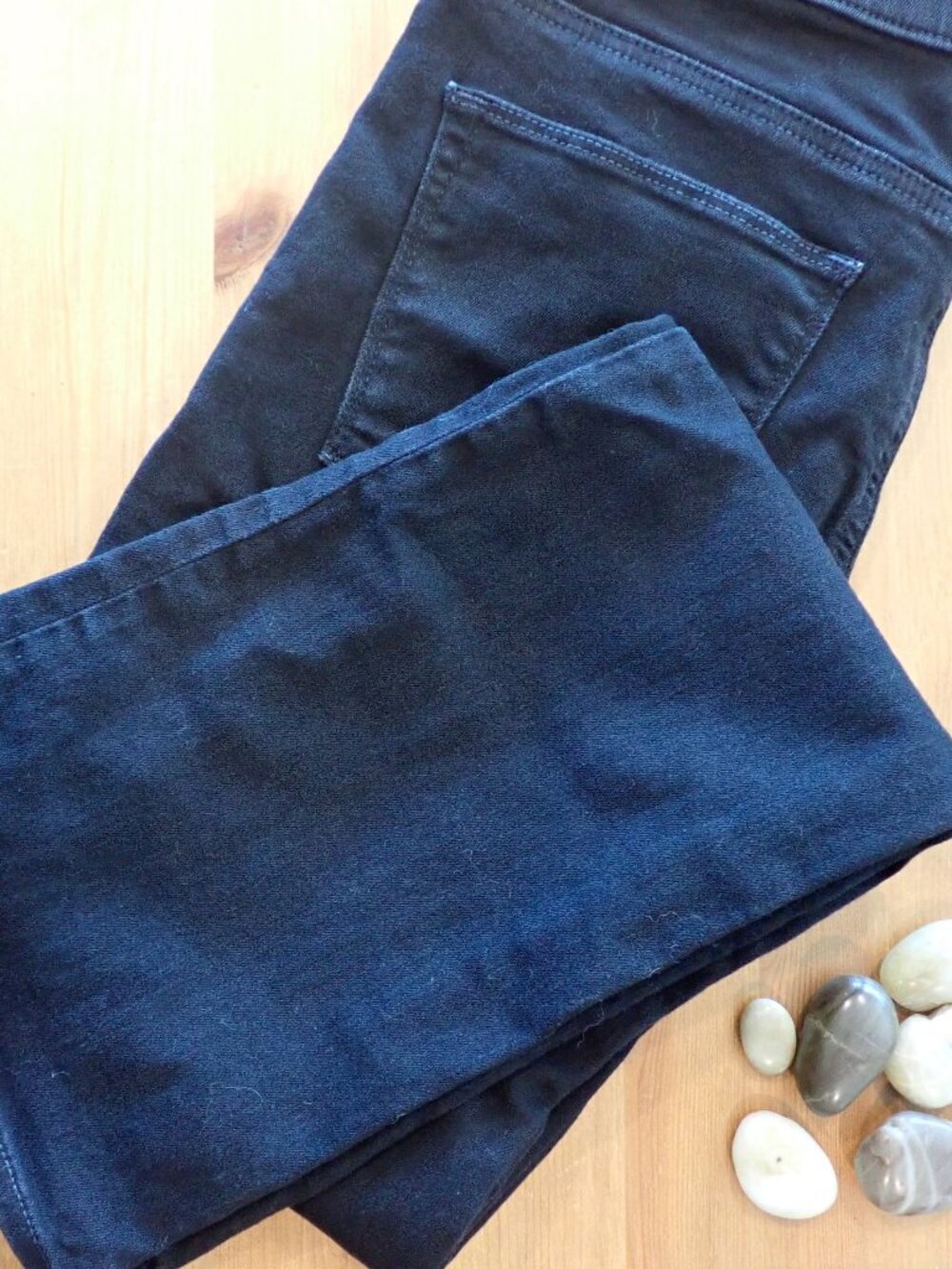 GAP-- Mid Rise Baby Boot - Black Jeans - 29R